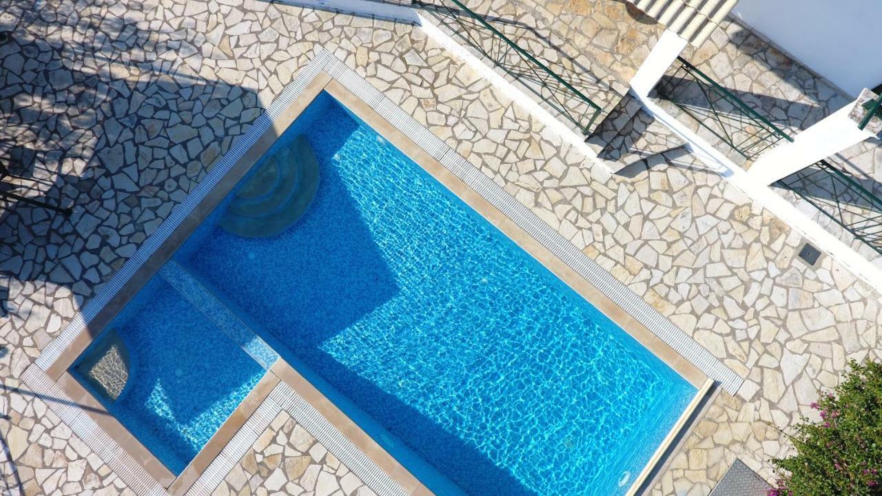 Villa Boukari Chlomos Ngoại thất bức ảnh